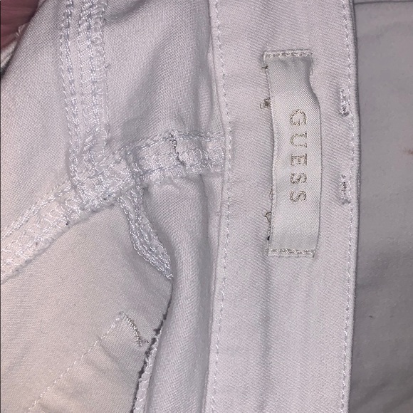 White Guess Jeans - Picture 2 of 3
